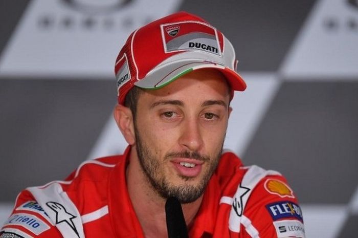 Pebalap Ducati, Andrea Dovizioso, berbicara pada konferensi pers menjelang GP Italia di Autodromo del Mugello, Kamis (1/6/2017).