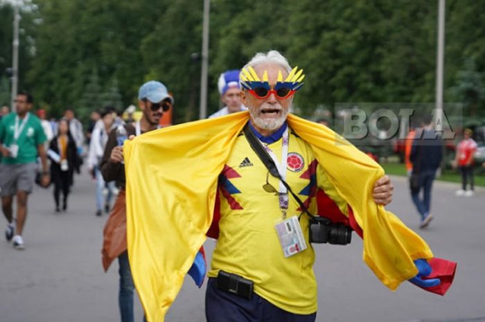  Tampilan menarik pendukung timnas Kolombia di acara pembukaan Piala Dunia 2018 di Stadion Luzhniki, di Moskow, Rusia pada Kamis (14/6/2018). 