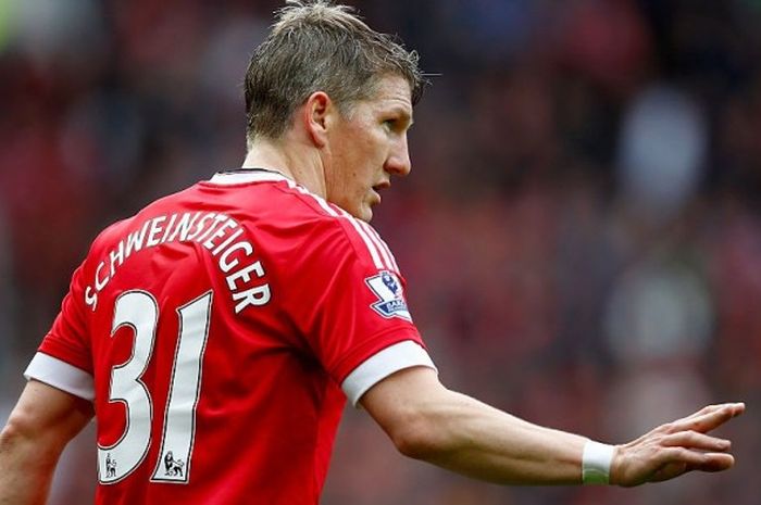 Gelandang Manchester United, Bastian Schweinsteiger, dalam laga Premier League kontra Manchester City di Old Trafford, Manchester, 25 Oktober 2015.