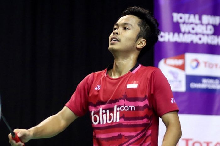 Pebulu tangkis tunggal putra nasional, Anthony Sinisuka Ginting, tampil pada laga babak pertama Kejuaraan Dunia BWF di Glasgow, Skotlandia, Selasa (22/8/2017).