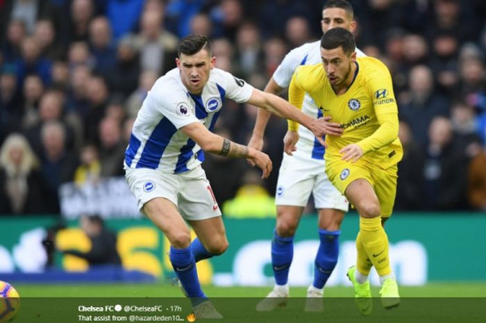 Penyerang Chelsea, Eden Hazard, beraksi dalam laga pekan ke-17 Liga Inggris versus Brighton &amp; Hove A