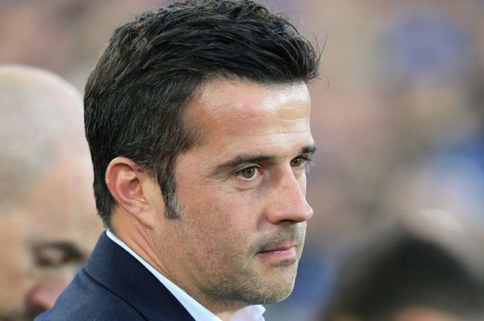 Ekspresi manajer Everton, Marco Silva,  saat melatih Watford jelang pertandingan Liga Inggris 2017-2018 menghadapi The Toffies di Stadion Goodison Park, Liverpool, Inggris, pada 5 November 2017.