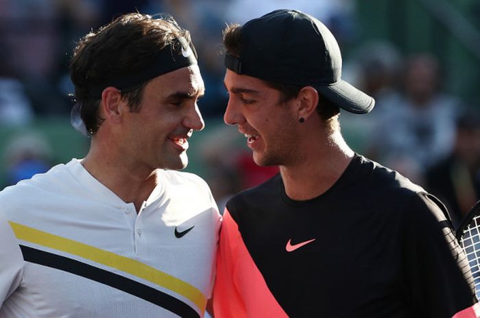 Kokkinakis dan Federer setelah main di Miami Open