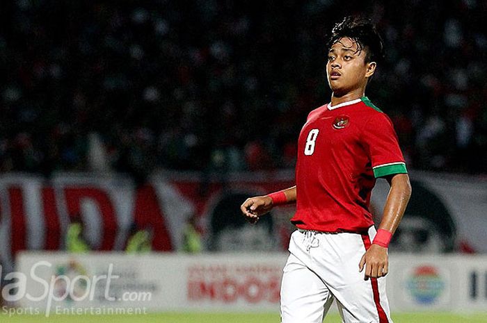 Gelandang timnas U-16 Indonesia, Andre Oktaviansyah, saat tampil melawan Malaysia pada laga semifinal Piala AFF U-16 2018 di Stadion Gelora Delta Sidoarjo, Jawa Timur, Kamis (09/08/2018) malam.