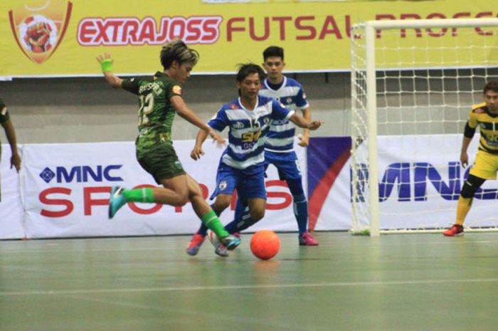 Vamos Mataram melawan SKN Kebumen dalam laga Grup A Pro Futsal League 2018 di GOR Amongrogo, Yogyakarta, Sabtu (17/3/2018)