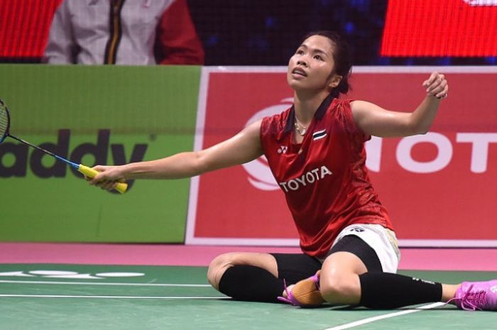 Pebulu tangkis tunggal putri Thailand, bereaksi setelah menghadapi Akane Yamaguchi pada babak final Piala Uber 2018 melawan Jepang di Impact Arena, Bangkok, Thailand, Sabtu (26/5/2018).