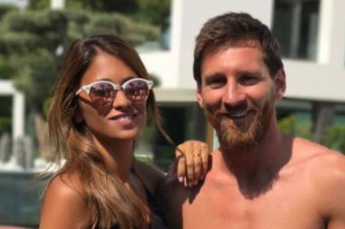 Lionel Mesi bersama Antonella Roccuzzo