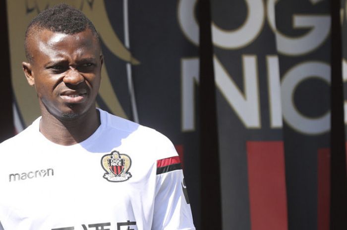 Gelandang Nice asal Pantai Gading , Jean Michael Seri, menjelang pertandingan Liga Champions melawan Napoli di Stadion Allianz Riviera pada Agustus 2017.