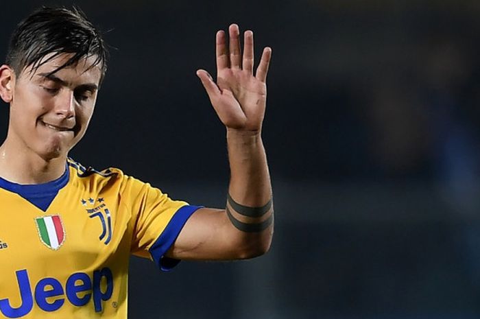 Reaksi striker Juventus, Paulo Dybala, seusai laga Liga Italia kontra Atalanta di Stadion Atleti Azzurri d'Italia, Bergamo, pada 1 Oktober 2017.