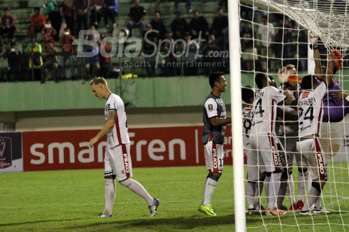 Para pemain Bali United merayakan kemenangan atas Madura United di babak 8 besar Piala Presiden 2018