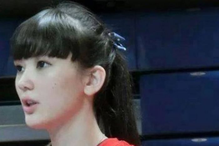 Pebola voli asal Kazakstan, Sabina Altynbekova. 