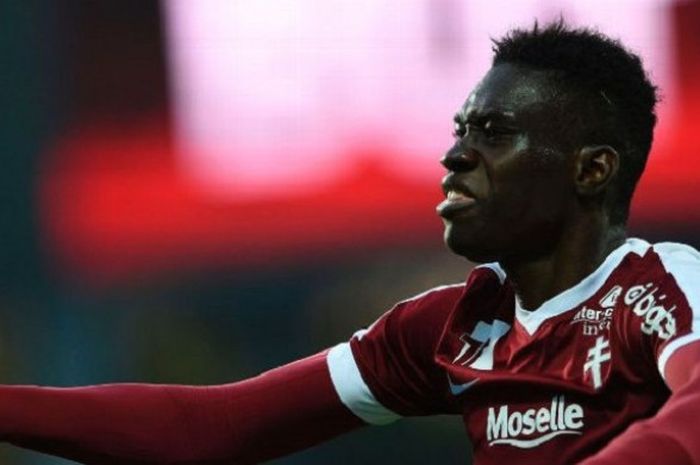 ismaily Sarr berseragam Metz musim lalu