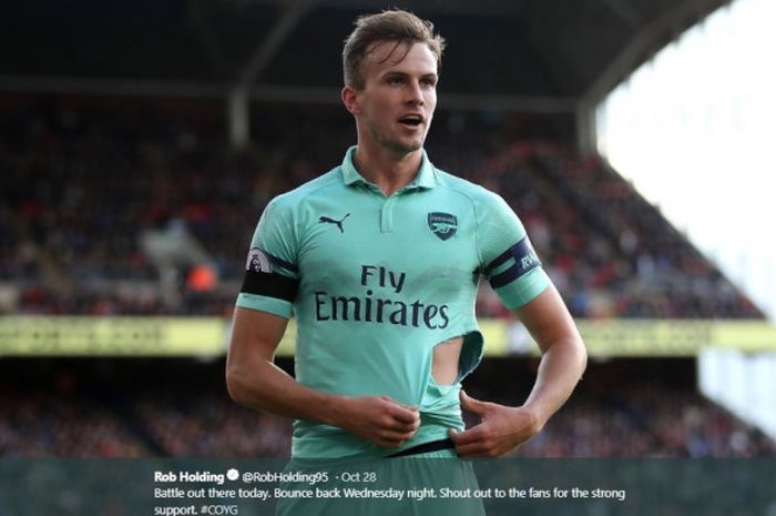 Bek Arsenal Rob Holding, dalam laga pekan ke-10  Liga Inggris melawan Crystal Palace di Selhurst Park, London, 28 Oktober 2018.