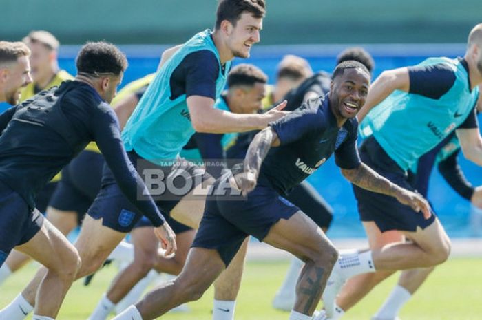 Suasana sesi latihan timnas Inggris jelang melawan Panama di  Zelenogorsk, Minggu (24/6/2018).