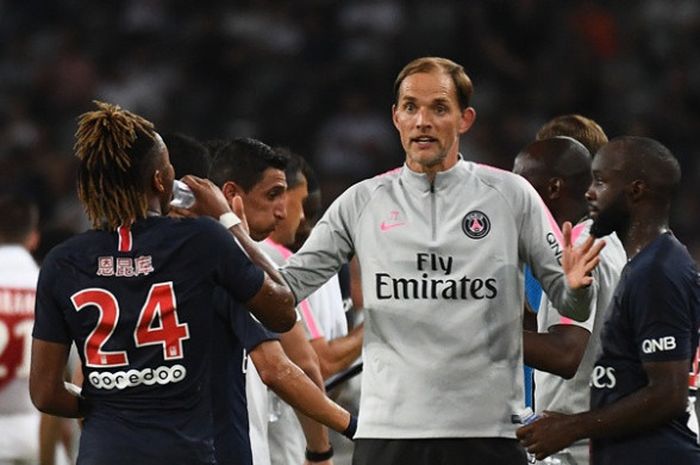 Pelatih PSG, Thomas Tuchel, dalam laga Piala Super Prancis kontra AS Monaco di Shenzhen Universiade Sports Centre, Sabtu (4/8/2018).