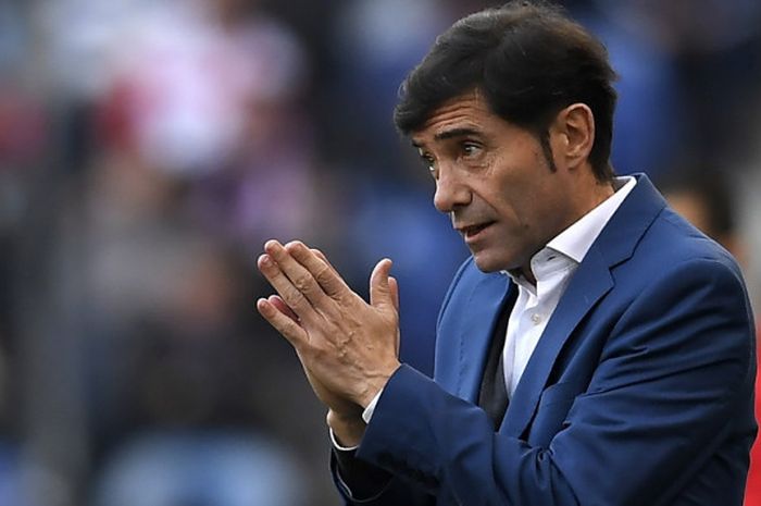 Ekspresi pelatih Valencia, Marcelino Garcia Toral, dalam pertandingan La Liga Spanyol menghadapi Espanyol di Stadion RCDE, Cornella de Llobregat, Spanyol, pada 19 November 2017. 