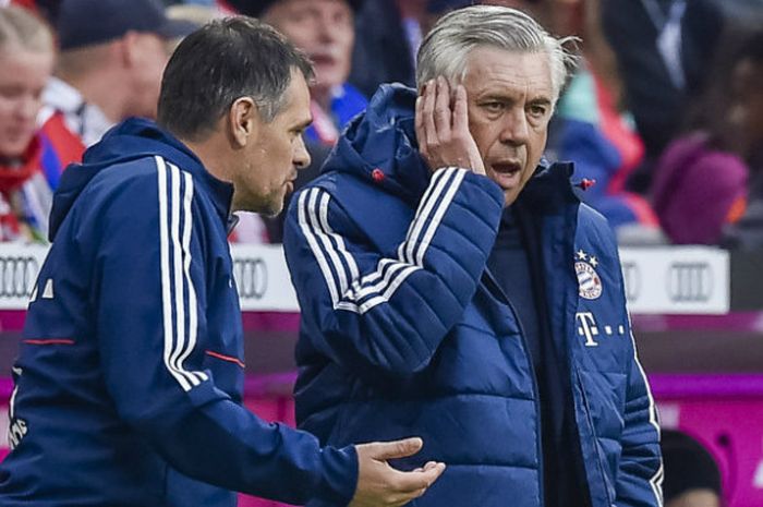 Willy Sagnol bersama Carlo Ancelotti saat mendampingi Bayern Muenchen