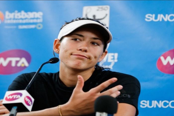 Garbine Muguruza memberikan keterangan pers terkait kondisinya pascaroboh di tengah pertandingan babak 16 besar Brisbane International 2018, Selasa (2/1/2018).