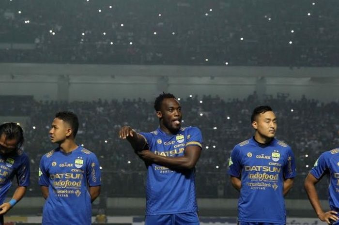  Gelandang Persib Bandung, Michael Essien jelang laga timnya kontra Arema FC pada partai pembuka Lig