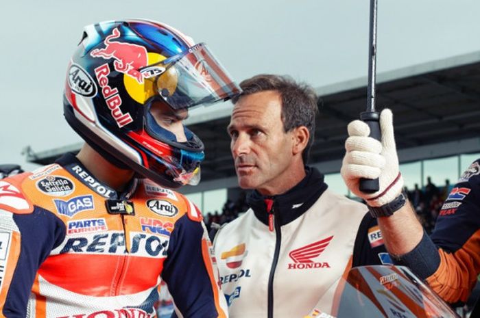 Dani Pedrosa dan Alberto Puig.