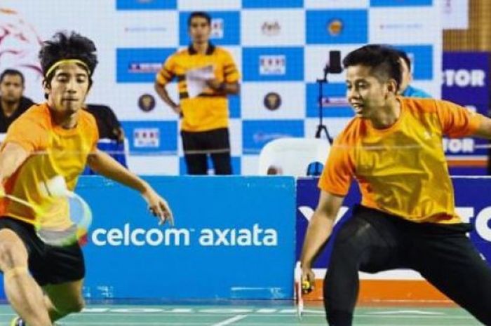 Pasangan ganda putra Malaysia, Mohamad Arif Abdul Latif (kiri)/Nur Mohd Azriyn Ayub Azriyn (kanan) saat tampil di turnamen Russia Open 2018. 