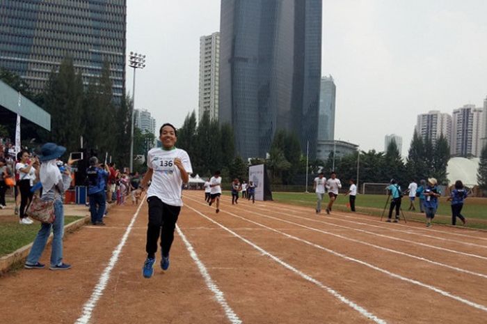 Peserta lari dalam ASEAN Autism Games 2018 di GOR Soemantri Brodjonegoro, Sabtu (20/10/2018)