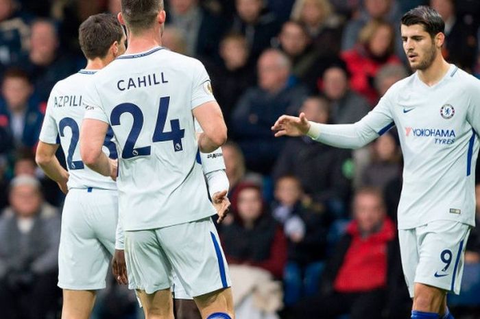 Alvaro Morata merayakan gol Chelsea ke gawang West Brom di The Hawthorns, Sabtu (18/11/2017). 