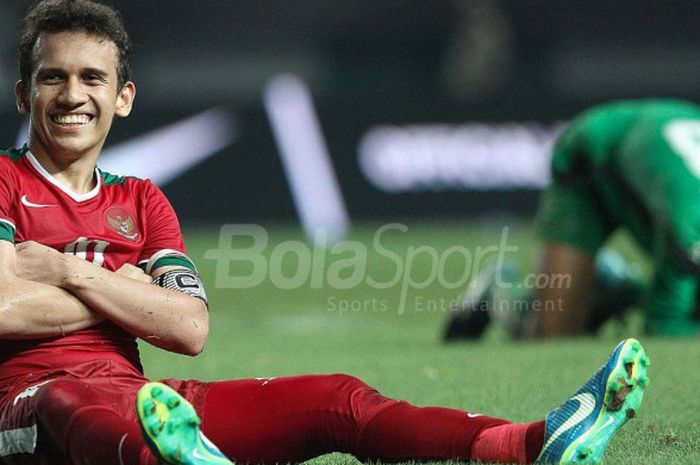 Penyerang Timnas U-19 Indonesia, Egy Maulana Vikri, merayakan gol ke gawang Timnas U-19 Kamboja dalam laga di Stadion Patriot Candrabhaga, Rabu (4/10/2017).