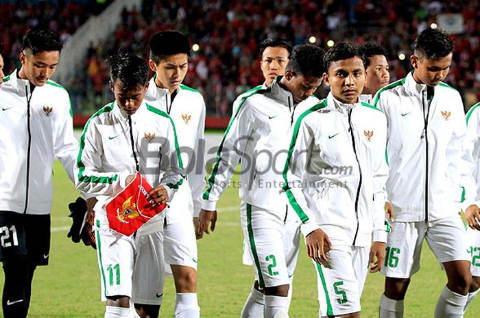       Skuat timnas U-16 Indonesia menjelang laga melawan Myanmar pada laga kedua Grup A Piala AFF U-16 2018 di Stadion Gelora Delta Sidoarjo, Jawa Timur, Selasa (31/07/2018).      