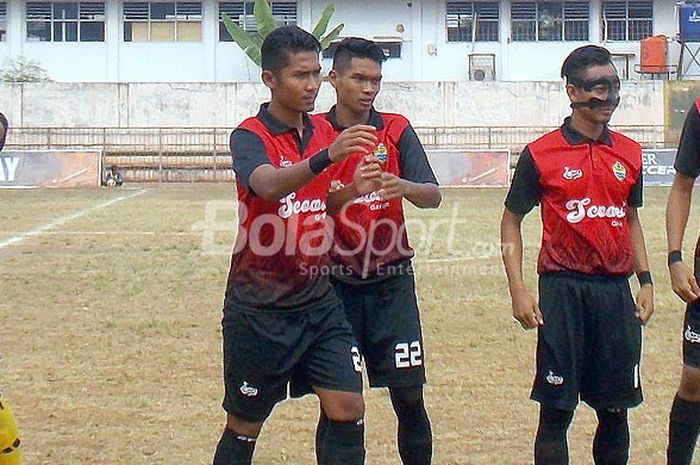 Pemain PSKC Kota Cimahi saat berlatih di Stadion Badak Putih.