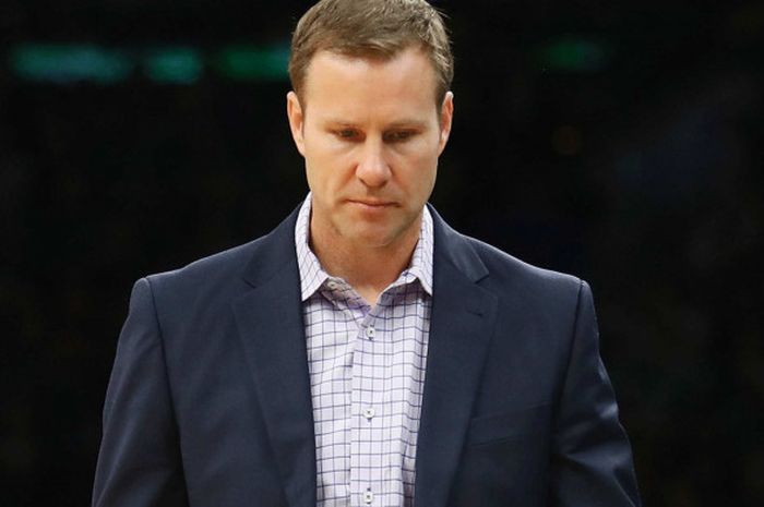 Fred Hoiberg dipecat oleh Chicago Bulls setelah tak kunjung mendapat hasil maksimal di NBA musim 2018-19.