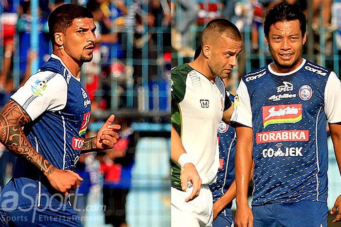    Bek Arema FC, Arthur Cunha (kiri) dan Hamka Hamzah, saat tampil melawan PS TIra dalam laga lanjut