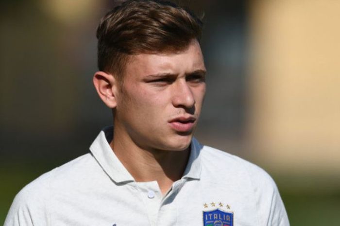 Gelandang muda timnas Italia dan Cagliari, Nicolo Barella, menjalani latihan pada awal September 2018 sebelum bertemu Polandia dan Portugal dalam partai persahabatan.