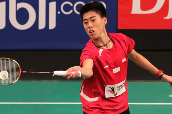 Eks pebulu tangkis nasional Singapura, Aksi Ashton Chen Yong Zhao.