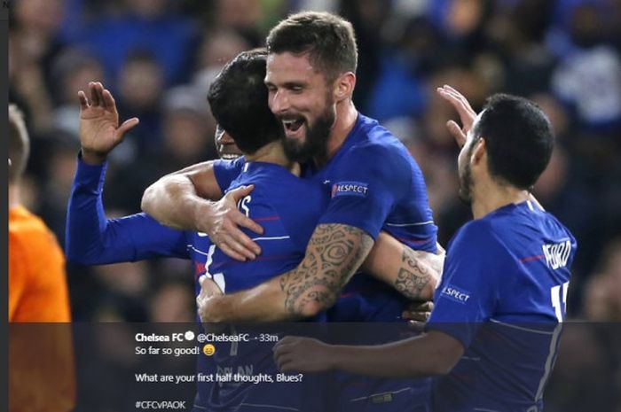 Striker Chelsea, Olivier Giroud, merayakan gol bersama Cesc Fabregas dan Pedro Rodriguez, dalam laga Grup L Liga Europa kontra PAOK FC di Stadion Stamford Bridge, London, pada 29 November 2019. 