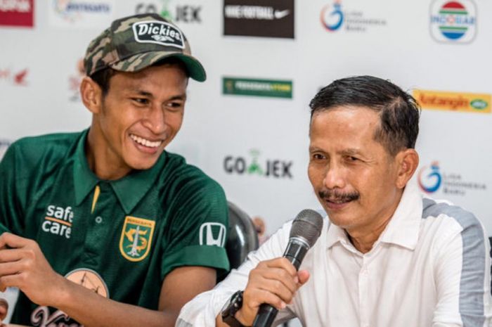  Pelatih Persebaya Surabaya, Djadjang Nurdjaman, menyebut bahwa manajemen sudah berusaha keras untuk mempertahankan Osvaldo Haay untuk mengarungi Liga 1 2019. 