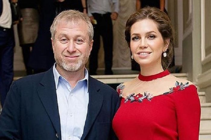 Roman Abramovich dan Daria Zhukova memutuskan bercerai setelah bersama selama 10 tahun.