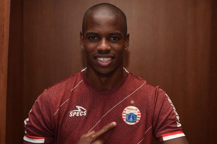 Vinicius Lopes Laurindo, telah diumumkan sebagai bek asing anyar Persija Jakarta pada Jumat (18/1/2019).