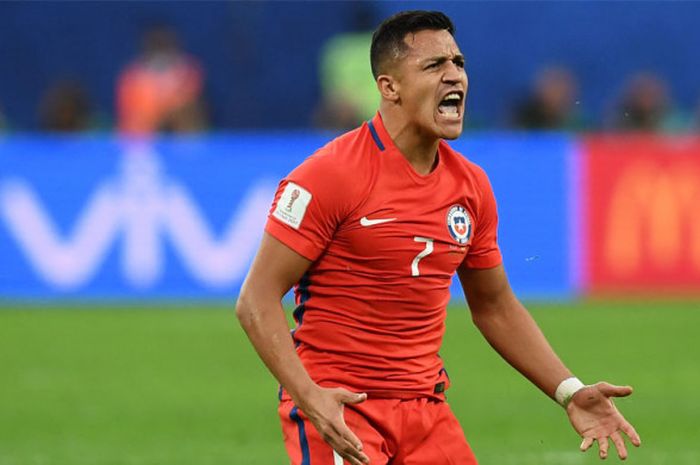 Reaksi penyerang Cile, Alexis Sanchez saat laga final Confederations Cup antara Cile dan Jerman di the Saint Petersburg Stadium, 02 Juli 2017. 