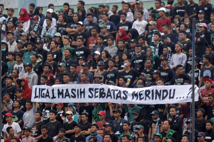 Spanduk Sindiran dari BCS untuk PSS Sleman