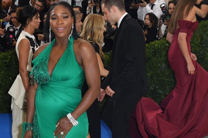 Petenis putri Amerika Serikat (AS), Serena Williams, tiba pada acara Costume Institute Benefit di Metropolitan Museum of Art, New York, AS, 1 Mei 2017.