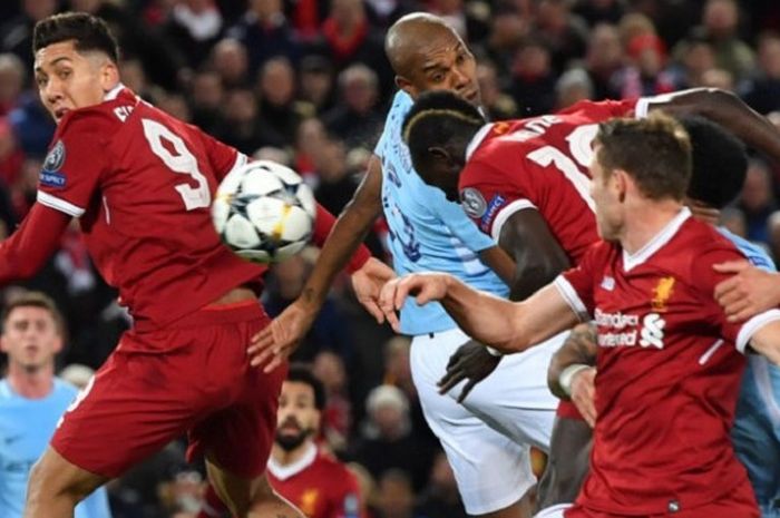   Sudulan Sadio Mane pada menit ke-31 berhasil merobek jala gawang Manchester City untuk ketiga kalinya pada laga perempat final Liga Champions di Stadion Anfield, Liverpoiol, pada 5 April 2018.  