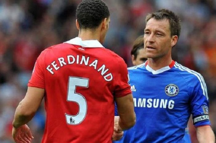  John Terry dan Rio Ferdinand.