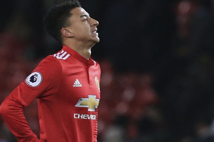 Reaksi pemain Manchester United, Jesse Lingard, setelah laga kontra Burnley di Stadion Old Trafford, Manchester, Selasa (26/12/2017) berakhir.