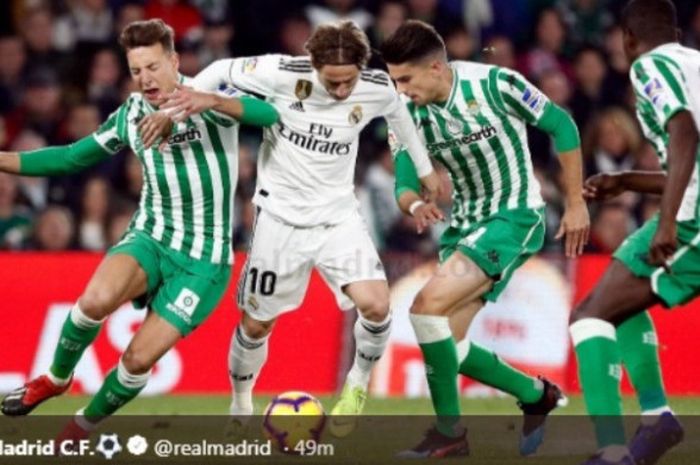 Laga Real Betis versus Real Madrid di Estadio Benito Villamarín, Minggu (13/1/2019).