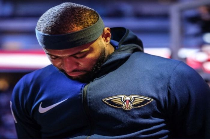 Pemain New Orleans Pelicans, DeMarcus Cousins, saat menjalani laga perdana menghadapi mantan timnya musim lalu Sacramento Kings pada Kamis (26/10/2017) waktu Amerika Serikat.