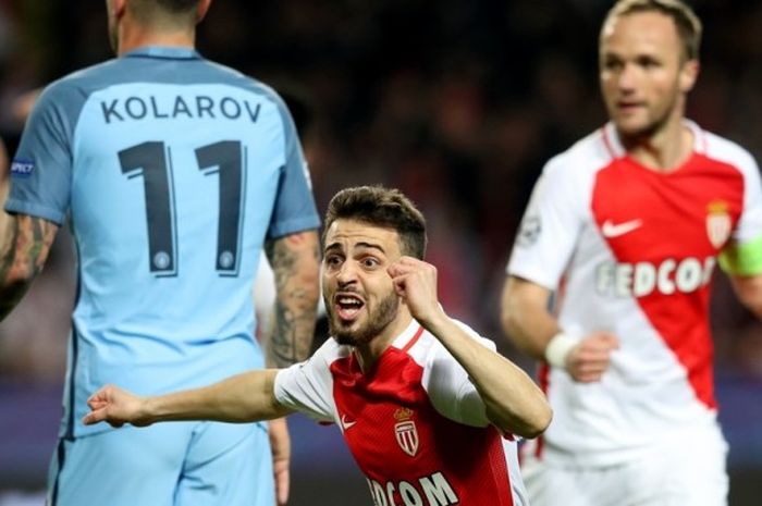 Bernardo Silva mencetak gol AS Monaco ke gawang Manchester City pada partai kedua babak 16 besar Liga Champions di Stade Louis II, Rabu (15/3/2017).