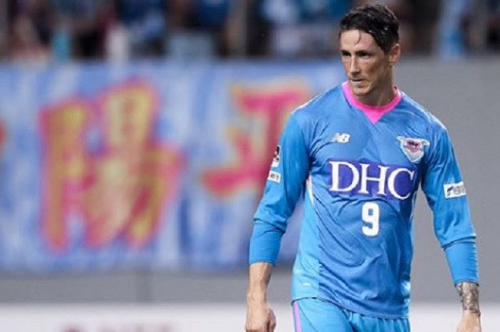 Penyerang Sagan Tosu, Fernando Torres saat timnya menghadapi Urawa Red Diamond di Stadion Best Emenity, Sabtu (11/8/2018) petang WIB.