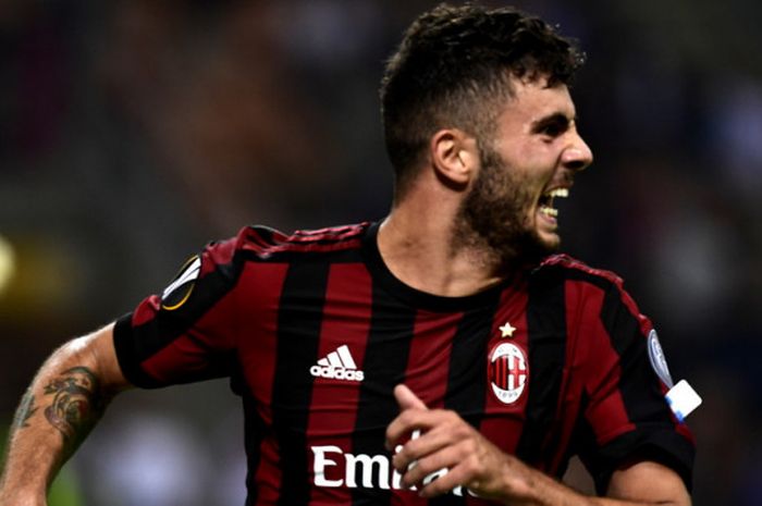  Selebrasi striker AC Milan, Patrick Cutrone, setelah mencetak gol ke gawang HNK Rijeka dalam pertandingan fase grup Liga Europa 2017-2018 di Stadion San Siro, Milan, Italia, pada 28 September 2017. 