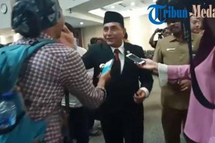 Edy Rahmayadi saat diwawancarai wartawan pada Senin (26/11/2018)